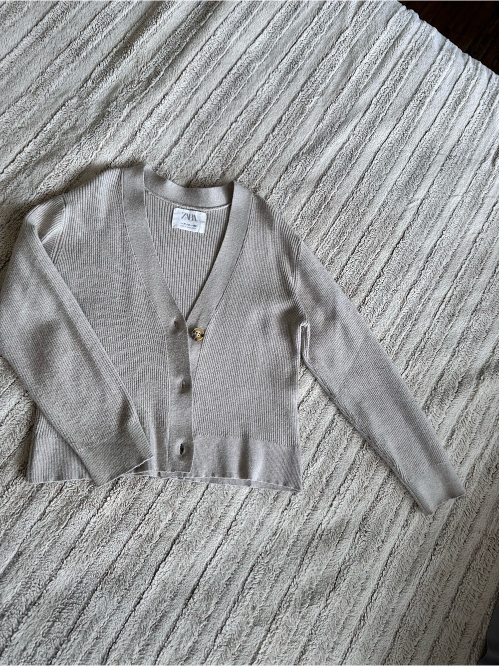 Zara Light Beige Cropped V-Neck Cardigan